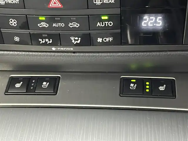 レクサス ＧＳ 450h Fスポーツ 埼玉県 2012(平24)年 6.3万km ホワイトパールクリスタルシャイン 純正ナビ（12.3インチ）/Bluetooth、TV、USB、AUX、AM、FM/サンルーフ/黒レザーシート/パワーシート/シートヒーター/ベンチレーション/クルーズコントロール/デジタルインナーミラー（社外）/ビルトインETC2.0/ドラレコ（前のみ）/パワーイージーアクセスシステム/車両接近通報装置 /“F SPORT”専用リヤスポイラー