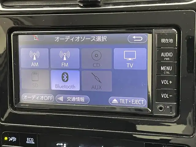 トヨタ プリウス Sセーフティプラス 愛知県 2017(平29)年 8.3万km ホワイトパールクリスタルシャイン 純正ナビ　ＨＵＤ　バックカメラ　禁煙　アドバンストパーク　ＥＴＣ　フルセグＴＶ　Ｂｌｕｅｔｏｏｔｈ　ドラレコ　レーダー探知機　セーフティセンス　衝突軽減　追従クルコン　ＬＥＤオートライト　レーンキープ