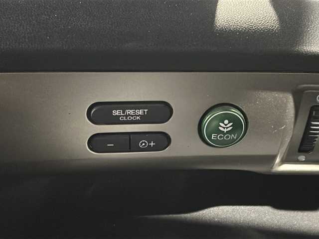 ホンダ フリード スパイク G ジャストセレクション 道央・札幌 2012(平24)年 9.1万km ポリッシュドメタルメタリック 社外ナビ（AM/FM/CD/DVD/BT/TVフルセグ）/ETC/片側電動パワースライドドア（助手席側）/片側イージークローザードア（運転席側）/横滑り防止装置/ECONモード/オートエアコン/リアデフォッガースイッチ/電動格納ミラー/純正フロアマット/ドアバイザー/積み込み冬タイヤ（純正ホイールカバー）/ISOFIX/社外エンジンスターター