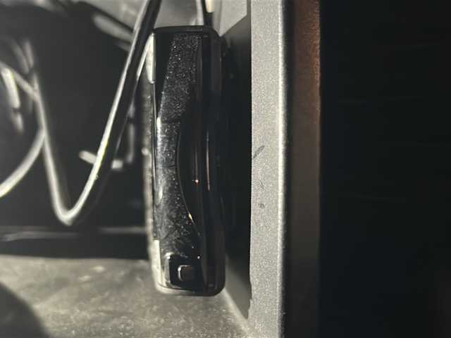 ホンダ フリード スパイク G ジャストセレクション 道央・札幌 2012(平24)年 9.1万km ポリッシュドメタルメタリック 社外ナビ（AM/FM/CD/DVD/BT/TVフルセグ）/ETC/片側電動パワースライドドア（助手席側）/片側イージークローザードア（運転席側）/横滑り防止装置/ECONモード/オートエアコン/リアデフォッガースイッチ/電動格納ミラー/純正フロアマット/ドアバイザー/積み込み冬タイヤ（純正ホイールカバー）/ISOFIX/社外エンジンスターター