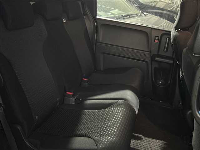 ホンダ フリード スパイク G ジャストセレクション 道央・札幌 2012(平24)年 9.1万km ポリッシュドメタルメタリック 社外ナビ（AM/FM/CD/DVD/BT/TVフルセグ）/ETC/片側電動パワースライドドア（助手席側）/片側イージークローザードア（運転席側）/横滑り防止装置/ECONモード/オートエアコン/リアデフォッガースイッチ/電動格納ミラー/純正フロアマット/ドアバイザー/積み込み冬タイヤ（純正ホイールカバー）/ISOFIX/社外エンジンスターター