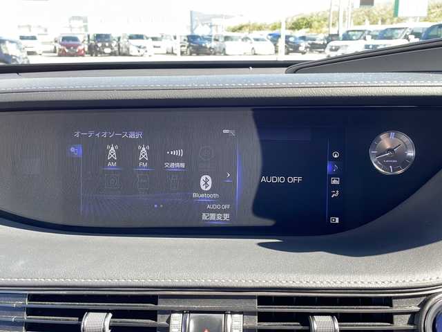 レクサス ＬＳ 500h エグゼクティブ 青森県 2019(平31)年 13.2万km ブラック ・4WD/・本革シート/・純正メーカーナビ/・フルセグ/・全方位カメラ/・Bluetooth/・横滑り防止/・衝突被害軽減ブレーキ/・レーンキープアシスト/・レーダークルーズコントロール/・パドルシフト/・LEDヘットライト/・オートライト/・パワーシート(前席)/・シートヒーター(前席)/・エアシート(前席)/・デジタルインナーミラー/・プッシュスタート/・スマートキー/・カードキー/・スペアキー２本/・純正エンジンスターター/・純正20AW/・純正フロアマット/・スタットレスタイヤ車載/・保証書/・取扱説明書