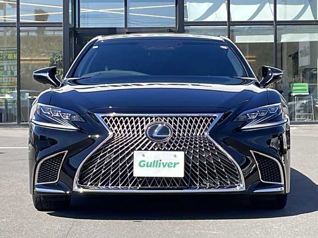 レクサス ＬＳ 500h エグゼクティブ 青森県 2019(平31)年 13.2万km ブラック ・4WD/・本革シート/・純正メーカーナビ/・フルセグ/・全方位カメラ/・Bluetooth/・横滑り防止/・衝突被害軽減ブレーキ/・レーンキープアシスト/・レーダークルーズコントロール/・パドルシフト/・LEDヘットライト/・オートライト/・パワーシート(前席)/・シートヒーター(前席)/・エアシート(前席)/・デジタルインナーミラー/・プッシュスタート/・スマートキー/・カードキー/・スペアキー２本/・純正エンジンスターター/・純正20AW/・純正フロアマット/・スタットレスタイヤ車載/・保証書/・取扱説明書