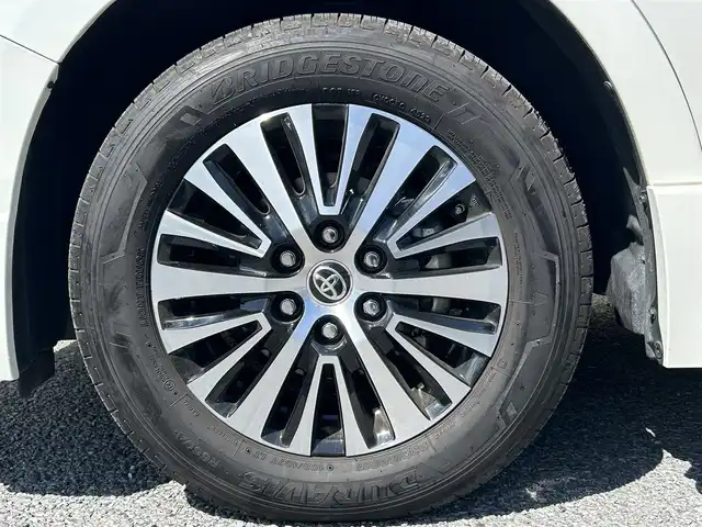 トヨタ グランエース プレミアム 茨城県 2024(令6)年 1万km ホワイトパールクリスタルシャイン 純正ナビ/フルセグTV/Bluetooth接続/全方位カメラ/両側パワースライド/後部座席モニター/シートヒーター/レーダークルーズコントロール/デジタルインナーミラー/ＵＳＢ入力端/３列シート/LEDヘッドライト/ビルトインETC/ベージュ本革シート/純正１７インチアルミホイール