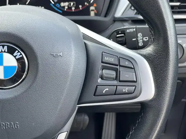 ＢＭＷ Ｘ１ sDrive 18i 滋賀県 2019(令1)年 4.7万km パール 純正10.2インチナビ/バックカメラ/前後ドライブレコーダー/コーナーセンサー/ビルトインETC/電動パーキングブレーキ/MTモード付AT/衝突被害軽減システム/オートライト/ルーフレール/純正アルミホイール
