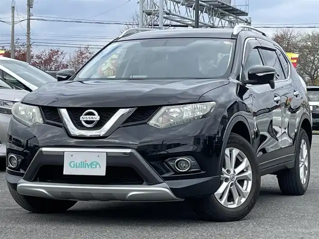 日産 エクストレイル 20X 道央・札幌 2015(平27)年 7.3万km ダイヤモンドブラック ４WD/純正SDナビ/AM/FM/SD/CD/DVD/AUX/フルセグ/横滑り防止装置/ダウンヒルアシストコントロール/バックカメラ/アイドリングストップ/前席シートヒーター/レザーシート/革巻きステアリング/プッシュスタート/スマートキー/キセノンヘッドライト/オートライト/フォグランプ/ヘッドライトレベライザー/電動格納ミラー/ヒーテッドドアミラー/ウィンカーミラー/純正フロアマット/ドアバイザー/スペアキー/純正フエンジンスターター/ルーフレール