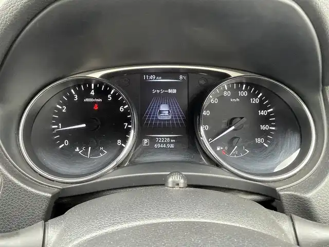 日産 エクストレイル 20X 道央・札幌 2015(平27)年 7.3万km ダイヤモンドブラック ４WD/純正SDナビ/AM/FM/SD/CD/DVD/AUX/フルセグ/横滑り防止装置/ダウンヒルアシストコントロール/バックカメラ/アイドリングストップ/前席シートヒーター/レザーシート/革巻きステアリング/プッシュスタート/スマートキー/キセノンヘッドライト/オートライト/フォグランプ/ヘッドライトレベライザー/電動格納ミラー/ヒーテッドドアミラー/ウィンカーミラー/純正フロアマット/ドアバイザー/スペアキー/純正フエンジンスターター/ルーフレール