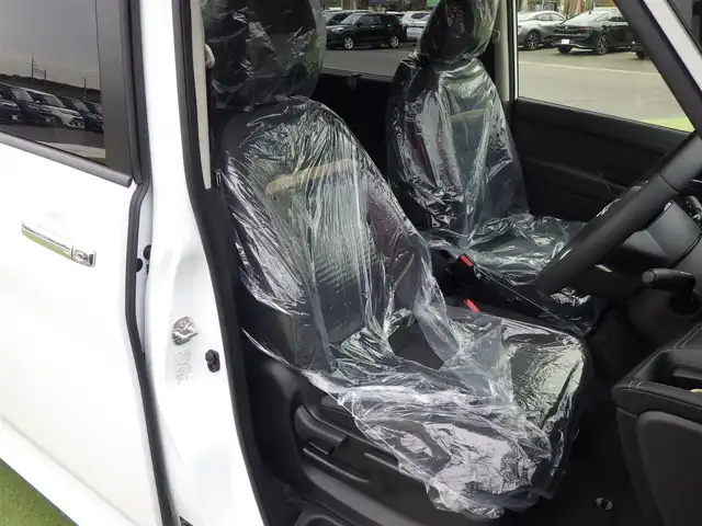 日産 セレナ e－パワー ハイウェイスター V 千葉県 2025(令7)年 0.1千km プリズムホワイト e-POWER　ハイウエイスターV　ヘッドランプ オートレベライザー+アダプティブLEDヘッドライトシステム+インテリジェント アラウンドビューモニター（移動物 検知機能付）+インテリジェント ルームミラー+アドバンスドドライブアシストディスプレイ（12.3インチカラーディスプレイ）+統合型インターフェースディスプレイ+ワイヤレス充電器+6スピーカー+NissanConnectナビゲーションシステム（地デジ内蔵）+車載通信ユニット（TCU［Telematics Control Unit］）+ETC2.0ユニット（ビルトインタイプ）+ドライブレコーダー（前後セット）+プロパイロット（ナビリンク機能付）+プロパイロット緊急停止支援システム（SOSコール機能付）+SOSコール（488/400円）/エマージェンシーブレーキ/プロパイロット/インテリジェントクルーズコントロール/インテリジェントルームミラー/ハンズフリー両側パワースライドドア/ワイヤレス充電/純正コネクトナビ/地デジTV/【Bluetooth接続】/アラウンドビューモニター/ドライブレコーダー/革巻きステアリング/ステアリングスイッチ/ETC（2.0）/LEDヘッドライト/フォグライト/ウインカーミラー/インテリジェントキー