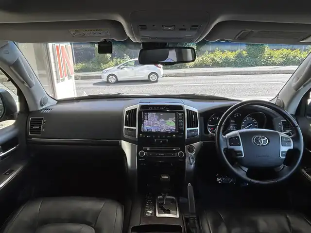 トヨタ ランドクルーザー ZX 道央・札幌 2014(平26)年 6.8万km ブラック 外部検査済み/中期モデル/メーカーオプション/・マルチナビゲーションＴＶ/・パノラミックビューモニター/・後席リアエンターテイメント/OPモデリスタエアロキット（F/R）/電動サンルーフ/黒レザーシート/DC22インチアルミホイール/センターデフロック/前席シートヒーター/シートベンチレーション/後席シートヒーター/ステアリングヒーター/クロールコントロール/ヒッチメンバー/FRコーナーセンサー/ドライブレコーダー/ETC/新車保証書/取扱説明書