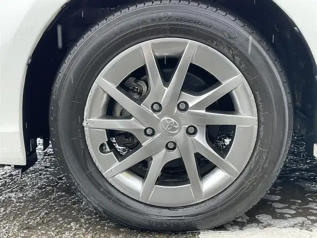 トヨタ プリウス α S チューンブラック 徳島県 2014(平26)年 6.5万km ホワイトパールクリスタルシャイン (株)IDOMが運営する【じしゃロン徳島店】の自社ローン専用車両になりますこちらは現金またはオートローンご利用時の価格です。/自社ローンご希望の方は別途その旨お申付け下さい”	/ワンオーナー/純正ナビゲーション/（フルセグ/CD/DVD/SD/SDREC/Bluetooth)/バックカメラ/ハロゲンオートヘッドライト/ヘッドライトレベリング/フォグランプ/15インチ純正アルミホイール/ウィンカーミラー/プッシュスタート/スマートキー/革巻きステアリング/ステアリングリモコン/EVモード切替/ECO＆Powerモード切替	/カーテンエアバック/純正フロアマット/サイドバイザー