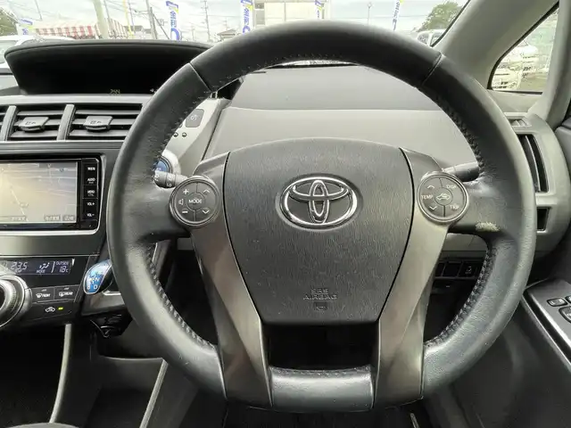 トヨタ プリウス α S チューンブラック 徳島県 2014(平26)年 6.5万km ホワイトパールクリスタルシャイン (株)IDOMが運営する【じしゃロン徳島店】の自社ローン専用車両になりますこちらは現金またはオートローンご利用時の価格です。/自社ローンご希望の方は別途その旨お申付け下さい”	/ワンオーナー/純正ナビゲーション/（フルセグ/CD/DVD/SD/SDREC/Bluetooth)/バックカメラ/ハロゲンオートヘッドライト/ヘッドライトレベリング/フォグランプ/15インチ純正アルミホイール/ウィンカーミラー/プッシュスタート/スマートキー/革巻きステアリング/ステアリングリモコン/EVモード切替/ECO＆Powerモード切替	/カーテンエアバック/純正フロアマット/サイドバイザー