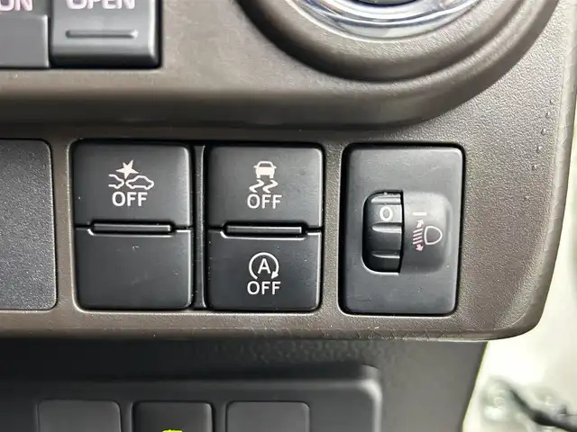 トヨタ ルーミー G 富山県 2021(令3)年 3万km パールホワイトⅢ 純正ナビ（AM/FM/DVD/BT/フルセグ）/バックカメラ/ドライブレコーダー/ETC/両側パワースライドドア/衝突被害軽減システム/コーナーセンサー/横滑り防止装置/アイドリングストップ/オートLEDライト/純正フロアマット/ステアリングスイッチ/スマートキー/スペアキー