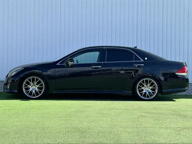 トヨタ クラウン アスリート 香川県 2011(平23)年 4.3万km ブラック 純正8インチHDDナビ/→フルセグ/CD/DVD/USB/AUX/バックカメラ/テイン車高調/RAYS19インチアルミ/純正シートカバー/前席パワーシート/運転席シートヒーター/MTモード付AT/クルーズコントロール/クリアランスソナー/革巻きステアリング/ステアリングリモコン/横滑り防止装置/盗難防止装置/ビルトインETC/純正フロアマット/プッシュスタート/スマートキー