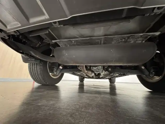 日産 エクストレイル 20Xt ブラックエクストリーマーX エマB 三重県 2017(平29)年 4.6万km ダイヤモンドブラック ガソリン/フルタイム4WD/フロアCVT/メーカー純正7インチナビ QY-7931/（FM/AM/CD/DVD/MusicBox/TV/AUX/USB/iPod/Bluetooth）/インテリジェント アラウンドビューモニター（移動物検知機能付）/ビルトイン ETC/安全/・エマージェンシーブレーキ/・車線逸脱警報（LDW）/・ふらつき警報/・進入禁止警報/・フロント&バックソナー/・後側方車両検知警報／接近通知（BSW/BSI）/・パーキングアシスト/・ヒルディセントコントロール/・コーナリングスタビティアシスト/・アクティブエンジンブレーキ/装備/・撥水シート/・シートヒーター（D/N）/・ルーフレール/・リモコンオートバックドア/・LEDヘッドランプ（ハイ・ロー）&フロントハロゲンフォグランプ/・インテリジェントオートライトシステム/・ステアリングスイッチ/・左右独立オートエアコン/・純正17inAW/・スマートキーx1/・取/ナビ取/など