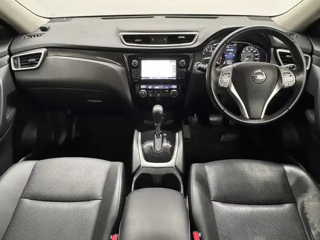日産 エクストレイル 20Xt ブラックエクストリーマーX エマB 三重県 2017(平29)年 4.6万km ダイヤモンドブラック ガソリン/フルタイム4WD/フロアCVT/メーカー純正7インチナビ QY-7931/（FM/AM/CD/DVD/MusicBox/TV/AUX/USB/iPod/Bluetooth）/インテリジェント アラウンドビューモニター（移動物検知機能付）/ビルトイン ETC/安全/・エマージェンシーブレーキ/・車線逸脱警報（LDW）/・ふらつき警報/・進入禁止警報/・フロント&バックソナー/・後側方車両検知警報／接近通知（BSW/BSI）/・パーキングアシスト/・ヒルディセントコントロール/・コーナリングスタビティアシスト/・アクティブエンジンブレーキ/装備/・撥水シート/・シートヒーター（D/N）/・ルーフレール/・リモコンオートバックドア/・LEDヘッドランプ（ハイ・ロー）&フロントハロゲンフォグランプ/・インテリジェントオートライトシステム/・ステアリングスイッチ/・左右独立オートエアコン/・純正17inAW/・スマートキーx1/・取/ナビ取/など