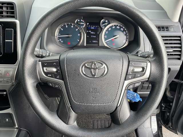 トヨタ ランドクルーザー プラド TX 岩手県 2022(令4)年 7.3万km ブラック 7人乗 サンルーフ ルーフレール ナビ 前後ドラレコ ETC フルセグ セーフティセンス レーダークルーズコントロール 革調シートカバー 純正17AW オートLEDライト フォグランプ ヘッドライトウォッシャー スペアタイヤ 純正エンジンスターター