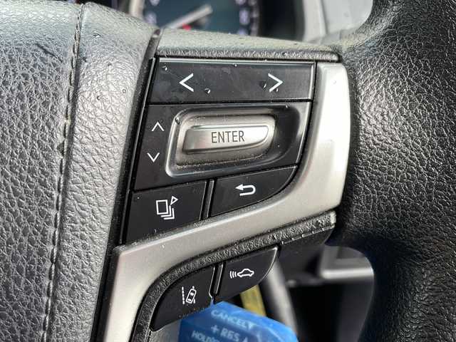 トヨタ ランドクルーザー プラド TX 岩手県 2022(令4)年 7.3万km ブラック 7人乗 サンルーフ ルーフレール ナビ 前後ドラレコ ETC フルセグ セーフティセンス レーダークルーズコントロール 革調シートカバー 純正17AW オートLEDライト フォグランプ ヘッドライトウォッシャー スペアタイヤ 純正エンジンスターター