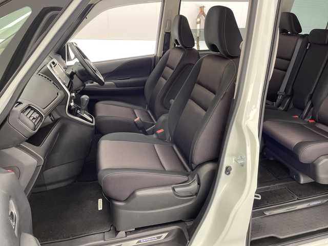 日産 セレナ ハイウェイスター G プロパイロットED 宮崎県 2016(平28)年 3.6万km ブリリアントホワイトパール 純正ナビ/Ｂｌｕｅｔｏｏｔｈ/ＨＤＭＩ　/ＣＤ／ＤＶＤ/プロパイロット/両側パワースライドドア/バックカメラ　/オートライト　/フリップダウンモニター　/スペアキー　/コーナセンサー/ＥＴＣ　/プッシュスタート