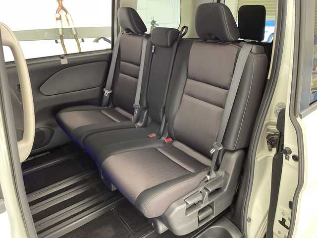 日産 セレナ ハイウェイスター G プロパイロットED 宮崎県 2016(平28)年 3.6万km ブリリアントホワイトパール 純正ナビ/Ｂｌｕｅｔｏｏｔｈ/ＨＤＭＩ　/ＣＤ／ＤＶＤ/プロパイロット/両側パワースライドドア/バックカメラ　/オートライト　/フリップダウンモニター　/スペアキー　/コーナセンサー/ＥＴＣ　/プッシュスタート