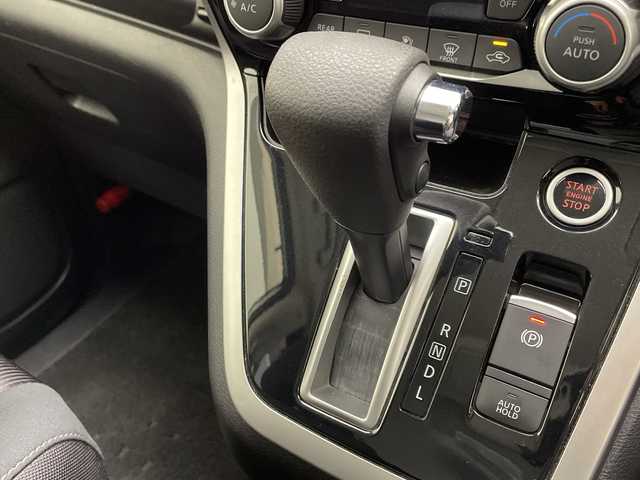 日産 セレナ ハイウェイスター G プロパイロットED 宮崎県 2016(平28)年 3.6万km ブリリアントホワイトパール 純正ナビ/Ｂｌｕｅｔｏｏｔｈ/ＨＤＭＩ　/ＣＤ／ＤＶＤ/プロパイロット/両側パワースライドドア/バックカメラ　/オートライト　/フリップダウンモニター　/スペアキー　/コーナセンサー/ＥＴＣ　/プッシュスタート