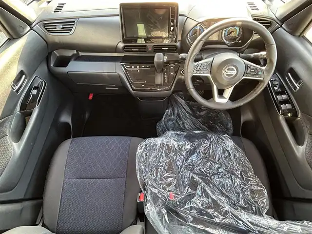 日産 ルークス HWS Gターボ プロパイロットED 愛媛県 2023(令5)年 0.4万km フローズンバニラパール 純正ナビ９インチナビ　/（AM/FM/Bluetooth/フルセグTV/HDMI）/アラウンドビューモニター　/プロパイロット/エマージェンシーブレーキ/両側電動スライドドア/ＥＴＣ/ナビ連動純正ドライブレコーダー/ＬＥＤヘッドライト　/オートハイビーム/横滑り防止装置　/盗難防止装置/ステアリングリモコン/フロアマット/ワンオーナー