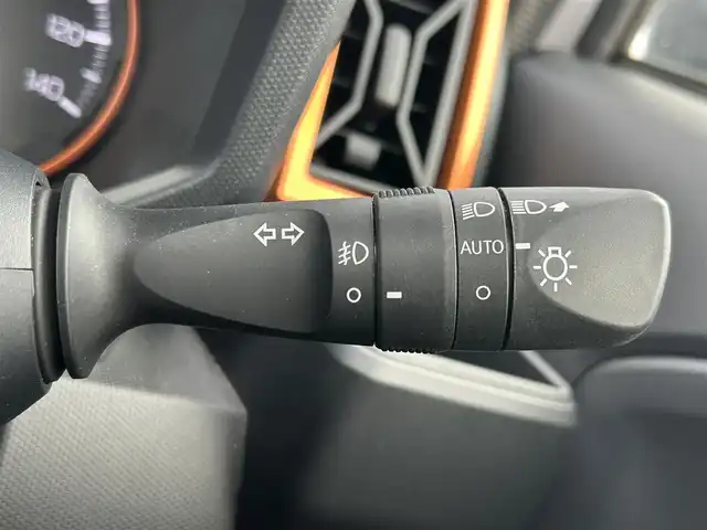 ダイハツ タフト G ターボ 滋賀県 2020(令2)年 2.9万km ブライトシルバーメタリック 9型純正ディスプレイオーディオ/(Bluetooth/AppleCarplay)/スマートアシスト/・衝突軽減ブレーキ/・先行車発進告知/・クルーズコントロール/・レーンキープアシスト/・標識認識/ガラスルーフ/パノラミックビューモニター/コーナーセンサー/電動パーキング/ブレーキHOLD/LEDオートライト/オートハイビーム/フォグ/ドライブレコーダー/ETC