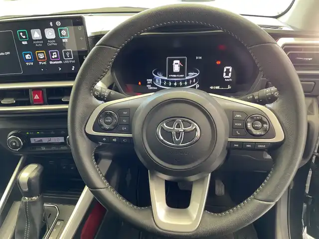 トヨタ ライズ Z 栃木県 2022(令4)年 1.3万km ブラックマイカメタリック ワンオーナー/純正9インチディスプレイオーディオ/（フルセグTV/Bluetooth/HDMI/USB/AppleCarPlay/AndroidAuto）/パノラミックビューモニター/レーダークルーズコントロール/ビルトインETC/前席シートヒーター/LEDヘッドライト/スマートアシスト3/衝突被害軽減システム/レーンキープアシスト/横滑り防止装置/スマートパノラマパーキングアシスト/前後コーナーセンサー/純正ドライブレコーダー/純正17インチアルミホイール/禁煙車/スマートキー/プッシュスタート/社外フロントバンパーガード/INNOルーフキャリア/INNOルーフボックス/スペアキー/電動パーキングブレーキ/取扱説明書/保証書