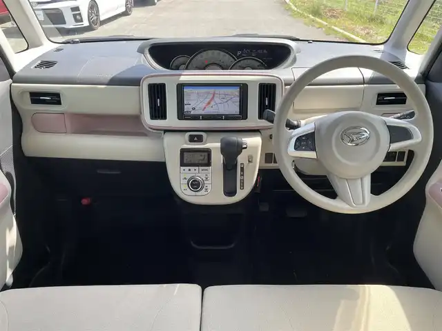 ダイハツ ムーヴ キャンバス G メイクアップ VS SAⅢ 福岡県 2022(令4)年 4.1万km パールホワイトⅢ/ブルーミングピンクメタリック ダイハツスマートアシスト　/社外ナビ（CD.DVD.BT.FM.AM）/ドラレコ　/フルセグＴＶ　/バックカメラ　/パワースライド　/全周囲カメラ　/横滑り防止　/ETC　/アイドリングストップ　/ステアリングリモコン　/ベンチシート　/スマートキー/シートヒーター/プッシュスタート/スマートキー/純正フロアマット/純正アルミ