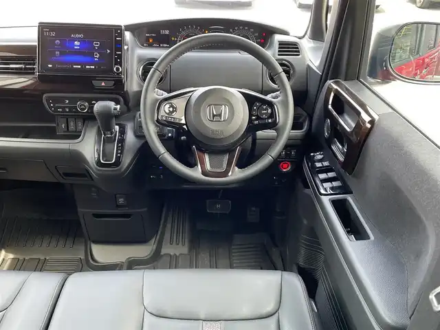 ホンダ Ｎ ＢＯＸ カスタム L ターボ 千葉県 2022(令4)年 1.2万km プレミアムクリスタルレッドM 純正8インチナビ/(フルセグTV/BT/CD/DVD/FM/AM)/バックカメラ/ナビ連動ドライブレコーダー/社外デジタルインナーミラー/衝突被害軽減システム/車線逸脱警報/クルーズコントロール/ハーフレザーシート/両側パワースライドドア/横滑り防止装置/ETC/アイドリングストップ/LEDヘッドライト/フォグランプ/オートライト/ウィンカーミラー/電動格納ミラー/純正15インチAW/シートリフター/パドルシフト/プッシュスタート/スマートキー/フロアマット/スペアキー/取扱説明書/保証書