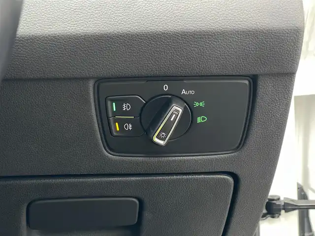 フォルクスワーゲン パサート ヴァリアント TDI エレガンス 山梨県 2019(平31)年 4.9万km ピュアホワイト 純正メモリナビ/　（CD/DVD/フルセグTV/Bluetooth）/バックカメラ/プリクラッシュ/ACC/LKA/サイドアシスト/半革/シートヒーター/D席パワーシート/LEDヘッドライト/ETC/純正17インチAw