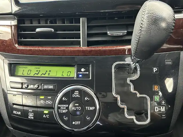 トヨタ エスティマ アエラス レザーパッケージ 千葉県 2016(平28)年 3.6万km ブラック 禁煙車/衝突防止装置/衝突軽減装置/ブレーキアシスト/純正7インチナビ/・CD/DVD/Bluetooth/フルセグTV/バックカメラ/クルーズコントロール/LEDオートライト/両側パワースライドドア/シートヒーター/レザーシート/純正18インチアルミホイール/オートエアコン/プッシュスタート/スマートキー