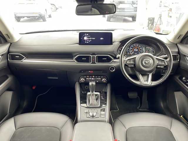 マツダ ＣＸ－５ XD ブラックトーンエディション 兵庫県 2021(令3)年 4.8万km ジェットブラックマイカ ・10.25インチセンターディスプレイ/BT/USB/AppleCarPlay/AndroidAuto/・地上デジタルＴＶチューナー（フルセグ）/・ETC/・360°ビューモニター/・アダプティブLEDヘッドライトシステム/・ハイビームコントロールシステム/・スマートシティブレーキサポート/・スマートブレーキサポート/・マツダレーダークルーズコントロールシステム/・レーンキープアシストシステム/・車線逸脱警報システム/・交通標識認識システム/・ブラインドスポットモニタリング/・ドライバーアテンションアラート/・リアクロストラフィッアラート/・誤発進抑制制御/・ハーフレザーシート/・運転席パワーシート/・前席シートヒーター/・ステアリングヒーター/・パドルシフト/・スマートキー/・パワーバックドア/・純正19インチアルミホイール/・アドバンストキーレスエントリーシステム/・純正フロアマット