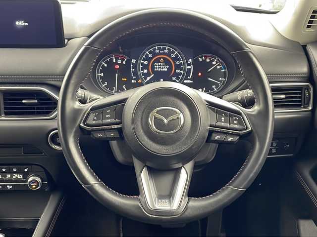 マツダ ＣＸ－５ XD ブラックトーンエディション 兵庫県 2021(令3)年 4.8万km ジェットブラックマイカ ・10.25インチセンターディスプレイ/BT/USB/AppleCarPlay/AndroidAuto/・地上デジタルＴＶチューナー（フルセグ）/・ETC/・360°ビューモニター/・アダプティブLEDヘッドライトシステム/・ハイビームコントロールシステム/・スマートシティブレーキサポート/・スマートブレーキサポート/・マツダレーダークルーズコントロールシステム/・レーンキープアシストシステム/・車線逸脱警報システム/・交通標識認識システム/・ブラインドスポットモニタリング/・ドライバーアテンションアラート/・リアクロストラフィッアラート/・誤発進抑制制御/・ハーフレザーシート/・運転席パワーシート/・前席シートヒーター/・ステアリングヒーター/・パドルシフト/・スマートキー/・パワーバックドア/・純正19インチアルミホイール/・アドバンストキーレスエントリーシステム/・純正フロアマット