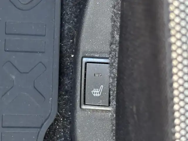 スズキ クロスビー HYBRID MZ 宮城県 2018(平30)年 8.3万km ピュアホワイトP 登録時走行距離82459km/純正ＳＤナビ/フルセグＴＶ/ＣＤ／ＤＶＤ／Ｂｌｕｅｔｏｏｔｈ／ＵＳＢ/全方位カメラ/プッシュスタート/衝突軽減ブレーキ/クルーズコントロール/コーナーセンサー/パドルシスト/ステアリングリモコン/全席シートヒーター/アイドリングストップ/LEDライト/ETC/AUTOライト