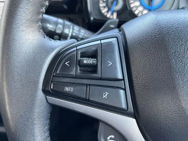 スズキ クロスビー HYBRID MZ 宮城県 2018(平30)年 8.3万km ピュアホワイトP 登録時走行距離82459km/純正ＳＤナビ/フルセグＴＶ/ＣＤ／ＤＶＤ／Ｂｌｕｅｔｏｏｔｈ／ＵＳＢ/全方位カメラ/プッシュスタート/衝突軽減ブレーキ/クルーズコントロール/コーナーセンサー/パドルシスト/ステアリングリモコン/全席シートヒーター/アイドリングストップ/LEDライト/ETC/AUTOライト
