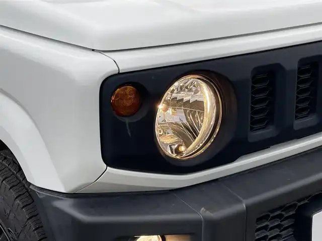 スズキ ジムニー XL 新潟県 2020(令2)年 4.3万km スペリアホワイト 4WD/社外ディスプレイオーディオ/CD/DVD/BT/USB/ETC/シートヒーター /ルーフキャリア/スマートキー/プッシュスタート/フォグランプ