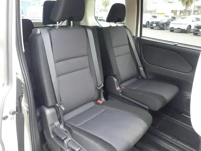 日産 セレナ X Vエアロ 千葉県 2022(令4)年 3.8万km ブリリアントホワイトパール エマージェンシーブレーキ/プロパイロット/インテリジェントクルーズコントロール/インテリジェントルームミラー/両側パワースライドドア/純正SDナビ/地デジTV/【BD/DVD/CD再生機能　Bluetooth接続】/アラウンドビューモニター/ドライブレコーダー/ETC/LEDヘッドライト/フォグライト/ウインカーミラー/コーナーセンサー/純正16インチアルミホイル/サイド/カーテンエアバッグ/インテリジェントキー