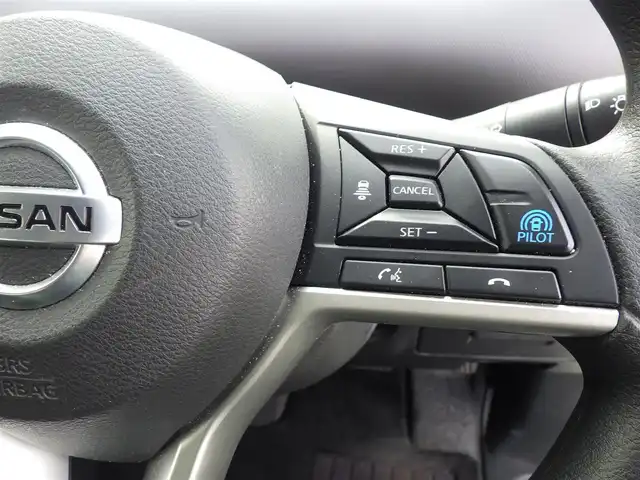 日産 セレナ X Vエアロ 千葉県 2022(令4)年 3.8万km ブリリアントホワイトパール エマージェンシーブレーキ/プロパイロット/インテリジェントクルーズコントロール/インテリジェントルームミラー/両側パワースライドドア/純正SDナビ/地デジTV/【BD/DVD/CD再生機能　Bluetooth接続】/アラウンドビューモニター/ドライブレコーダー/ETC/LEDヘッドライト/フォグライト/ウインカーミラー/コーナーセンサー/純正16インチアルミホイル/サイド/カーテンエアバッグ/インテリジェントキー