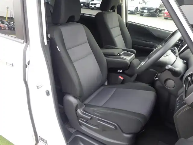 日産 セレナ X Vエアロ 千葉県 2022(令4)年 3.8万km ブリリアントホワイトパール エマージェンシーブレーキ/プロパイロット/インテリジェントクルーズコントロール/インテリジェントルームミラー/両側パワースライドドア/純正SDナビ/地デジTV/【BD/DVD/CD再生機能　Bluetooth接続】/アラウンドビューモニター/ドライブレコーダー/ETC/LEDヘッドライト/フォグライト/ウインカーミラー/コーナーセンサー/純正16インチアルミホイル/サイド/カーテンエアバッグ/インテリジェントキー