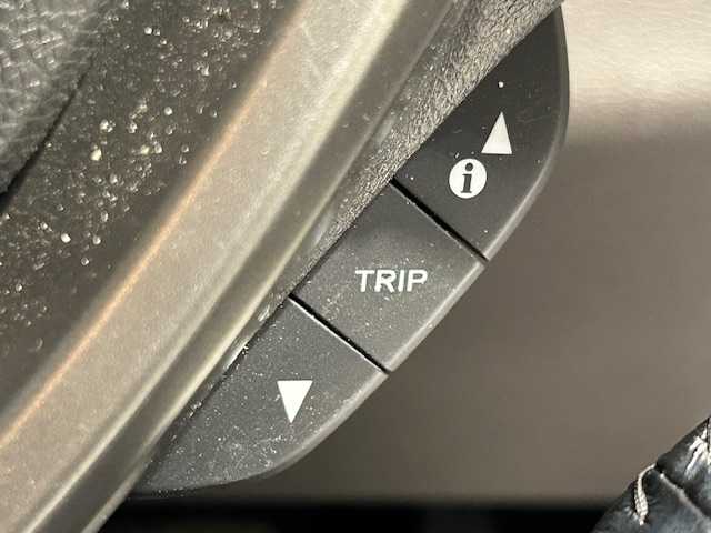 ホンダ フリード ハイブリット G ホンダセンシング 宮城県 2022(令4)年 8.1万km シルバーミストグリーンM 4WD/ホンダセンシング/・衝突軽減ブレーキ/・誤発進抑制機能/・後方誤発進抑制機能/・歩行者事故低減ステアリング/・アダプティブクルーズコントロール/・車線維持支援システム/・路外逸脱抑制機能/・標識認識機能/・先行車発進お知らせ機能/社外ナビ（CN-F1X10BHD）/・Bluetooth/CD/DVD//・フルセグTV/HDMI/Blu-ray/・純正ビルドインETC/・バックカメラ/・ドライブレコーダー前方/・デジタルインナーミラー/両側パワースライドドア/オービスレーダー/革巻きステアリング/・ステアリングスイッチ/プッシュスタート/・リモコンキー/・スペアキー/布シート/・シートヒーター（運転席＋助手席）/3列シート/オートライト/オートマチックハイビーム/ワイパーヒーター/フォグランプ/純正LEDヘッドライト/純正15インチアルミホイール