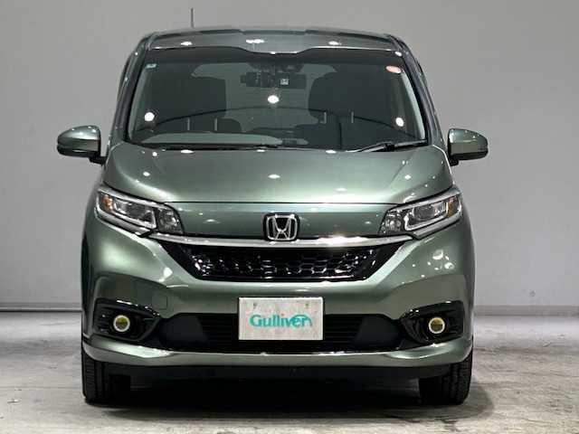 ホンダ フリード ハイブリット G ホンダセンシング 宮城県 2022(令4)年 8.1万km シルバーミストグリーンM 4WD/ホンダセンシング/・衝突軽減ブレーキ/・誤発進抑制機能/・後方誤発進抑制機能/・歩行者事故低減ステアリング/・アダプティブクルーズコントロール/・車線維持支援システム/・路外逸脱抑制機能/・標識認識機能/・先行車発進お知らせ機能/社外ナビ（CN-F1X10BHD）/・Bluetooth/CD/DVD//・フルセグTV/HDMI/Blu-ray/・純正ビルドインETC/・バックカメラ/・ドライブレコーダー前方/・デジタルインナーミラー/両側パワースライドドア/オービスレーダー/革巻きステアリング/・ステアリングスイッチ/プッシュスタート/・リモコンキー/・スペアキー/布シート/・シートヒーター（運転席＋助手席）/3列シート/オートライト/オートマチックハイビーム/ワイパーヒーター/フォグランプ/純正LEDヘッドライト/純正15インチアルミホイール