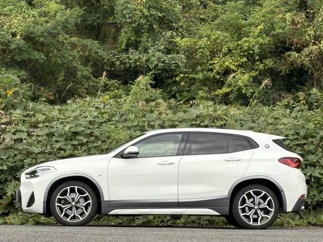 ＢＭＷ ＢＭＷ Ｘ２ 大分県 2020(令2)年 4.6万km アルピンホワイトⅢ ワンオーナー /インテリジェントセーフティ/アダプティブクルーズコントロール/レーンディパーチャーアラート/ハーフレザーシート/シートヒーター/純正HDDナビ/バックカメラ/Bluetooth/USB/純正19インチアルミホイール/前後クリアランスソナー/スマートキー/エンジンプッシュスタート/ETC/前後ドライブレコーダー