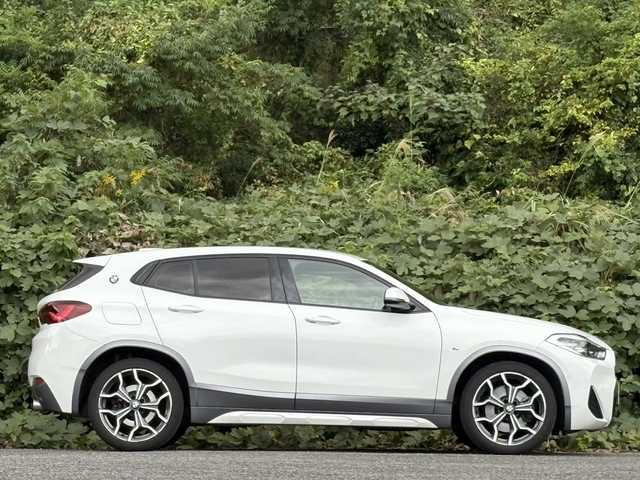 ＢＭＷ ＢＭＷ Ｘ２ 大分県 2020(令2)年 4.6万km アルピンホワイトⅢ ワンオーナー /インテリジェントセーフティ/アダプティブクルーズコントロール/レーンディパーチャーアラート/ハーフレザーシート/シートヒーター/純正HDDナビ/バックカメラ/Bluetooth/USB/純正19インチアルミホイール/前後クリアランスソナー/スマートキー/エンジンプッシュスタート/ETC/前後ドライブレコーダー