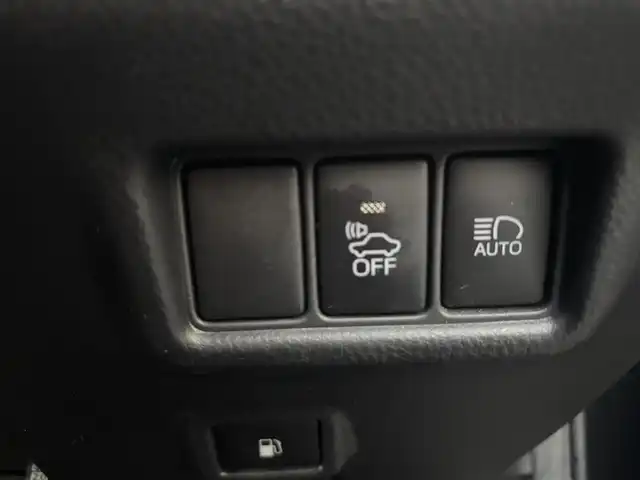 トヨタ Ｃ－ＨＲ G 愛知県 2017(平29)年 12.6万km ブラックマイカ 純正9型ナビ(NSZT-Y66T)/AM/FM/CD/DVD/SD/BT/USB/HDMI/フルセグTV/バックカメラ/黒レザーシート/前席シートヒーター/クルーズコントロール/プリクラッシュセーフティ/クリアランスソナー/レーンアシスト/オートハイビーム/BSM/ETC2.0/電動パーキングブレーキ/オートホールド機能/ウインカーミラー/ドアバイザー/フロアマット