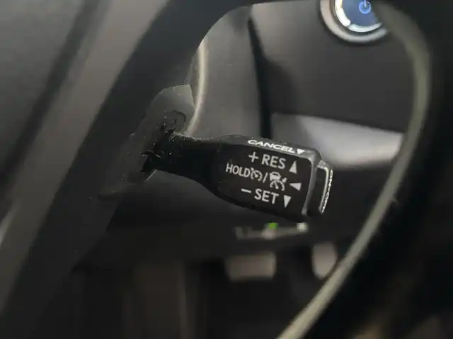 トヨタ Ｃ－ＨＲ G 愛知県 2017(平29)年 12.6万km ブラックマイカ 純正9型ナビ(NSZT-Y66T)/AM/FM/CD/DVD/SD/BT/USB/HDMI/フルセグTV/バックカメラ/黒レザーシート/前席シートヒーター/クルーズコントロール/プリクラッシュセーフティ/クリアランスソナー/レーンアシスト/オートハイビーム/BSM/ETC2.0/電動パーキングブレーキ/オートホールド機能/ウインカーミラー/ドアバイザー/フロアマット