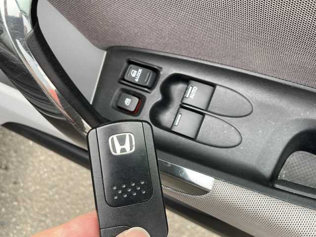 ホンダ ＣＲ－Ｚ α 青森県 2010(平22)年 6万km ダークピューターメタリック 純正HDDナビ・ワンセグTV/CD・DVD再生/バックカメラ/クルーズコントロール/パドルシフト/ビルトインETC/前方ドライブレコーダー/ドアミラーヒーター/スマートキー/HIDライト/オートライト/フォグランプ/社外16インチアルミ/スペアキー/取説・手帳