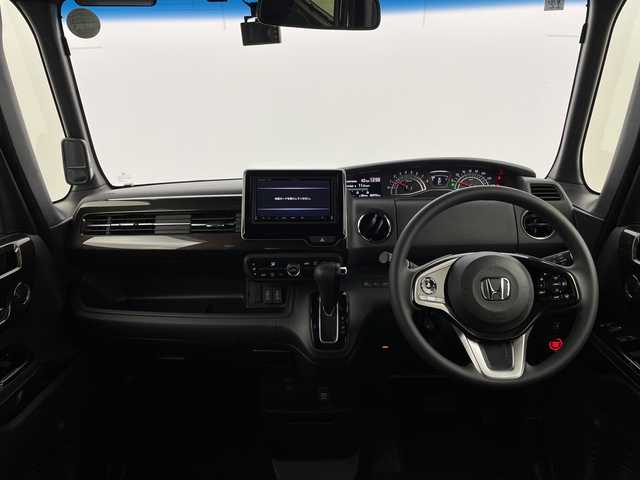 ホンダ Ｎ ＢＯＸ カスタム G L ホンダセンシング 新潟県 2017(平29)年 2.1万km プレミアムホワイトパールⅡ ホンダセンシング/シーケンシャルウィンカー/SDナビ/　CD/DVD/Bluetooth/フルセグTV/バックカメラ/左側パワースライドドア/レーダークルーズコントロール/LEDオート－ライト/14インチアルミホイール/ウィンカーミラー/電格ミラー/レーンキープアシスト/スマートキー/ビルトインETC