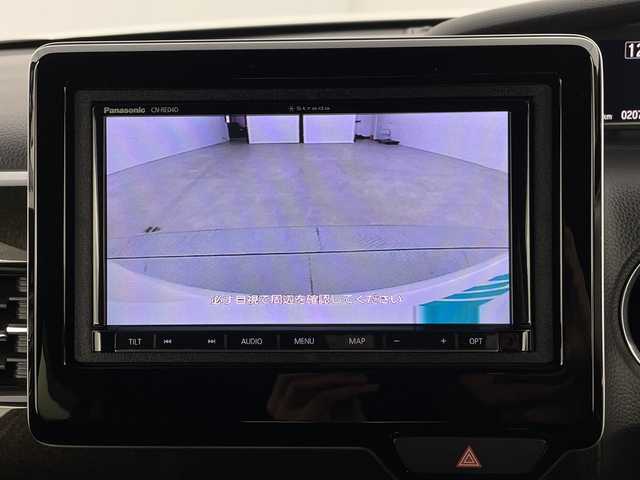 ホンダ Ｎ ＢＯＸ カスタム G L ホンダセンシング 新潟県 2017(平29)年 2.1万km プレミアムホワイトパールⅡ ホンダセンシング/シーケンシャルウィンカー/SDナビ/　CD/DVD/Bluetooth/フルセグTV/バックカメラ/左側パワースライドドア/レーダークルーズコントロール/LEDオート－ライト/14インチアルミホイール/ウィンカーミラー/電格ミラー/レーンキープアシスト/スマートキー/ビルトインETC