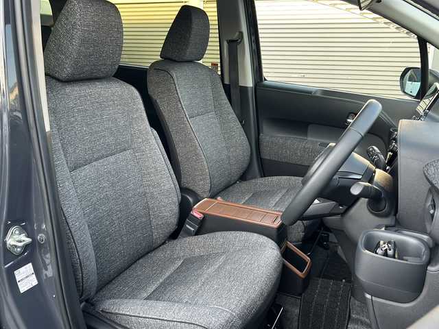 トヨタ シエンタ ハイブリッド Z 道北・旭川 2022(令4)年 3.1万km ダークグレー /4WD//禁煙車//ワンオーナー//純正10.5型ディスプレイオーディオ//BT/USB/フルセグ//パノラミックビューモニター//両側パワースライドドア//モデリスタオプション//グリルカバー/前後プロテクター/ハンドルガーニッシュ///アーバンテックギア/15インチアルミホイール///ハンズフリースライド//シートヒーター//トヨタセーフティセンス//PCS/ACC/LDA/BSM/RCTA/PKSB/RSA/PDA//クリアランスソナー//1500Wコンセント//ステアリングヒーター//オートハイビーム//オートライト//LEDヘッドライト//フォグライト//オートリトラミラー//ドライブレコーダー//ビルトインETC//サーキュレーター//純正フロアマット//ドアバイザー