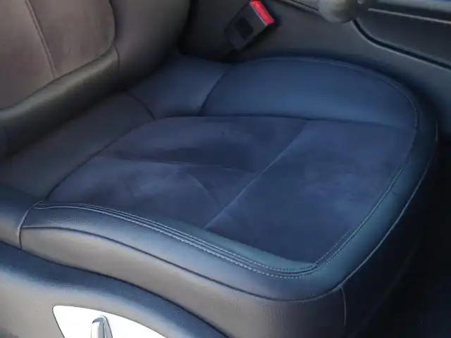 ポルシェ マカン 埼玉県 2019(令1)年 4.2万km 白 ブラックハーフレザーシート/アダプティブクルーズコントロール/CarPlay/パワーステアリングプラス/ティンテッドLEDテールライト/パークセンサー/ブラインドスポットモニター/全周囲カメラ/純正ナビ/ETC/シートヒーター/電動リアゲート/Bluetooth/サイドブレードエクステリカラー(同色)